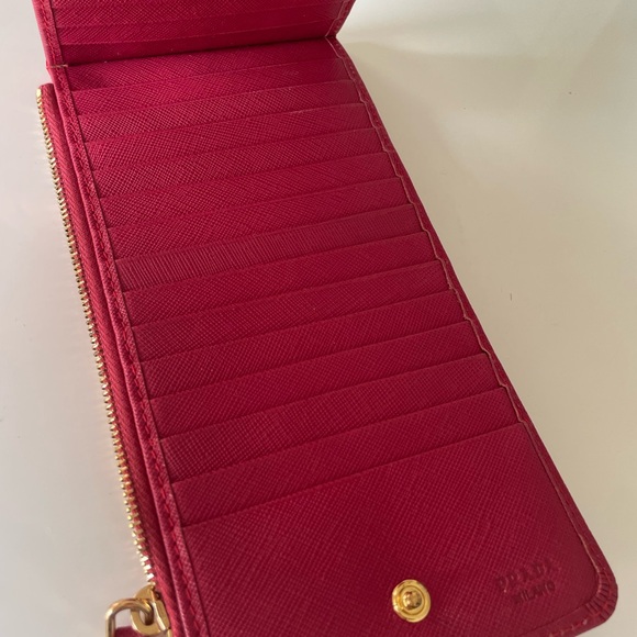 Wallet, card bag - Picture 2 of 6